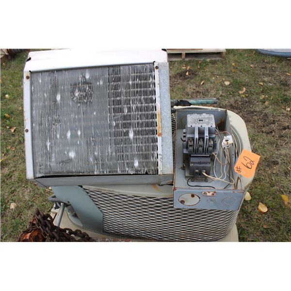 Carrier Central Air Cond Unit, c/w Plenum Cooler