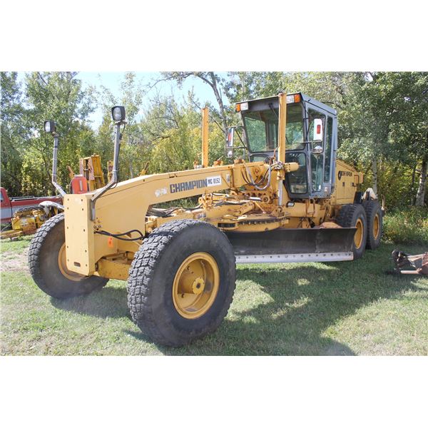 Approx 1999, # X028727Z, Champion Grader Model 750 AVHP, c/w Ripper, 16' Molboard/Blade
