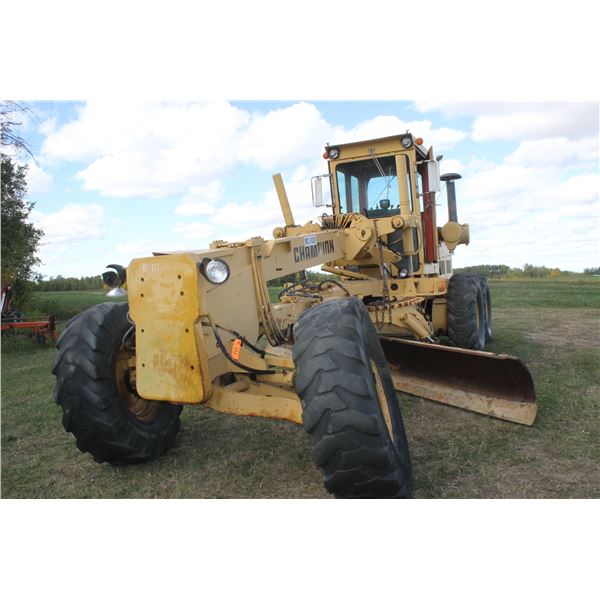 1978 Champion 760 Grader, 671 Detroit Eng, Auto Trans c/w Torque Converter, 16' Molboard