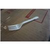 Image 2 : 4 BOXES OF NEW 5" LIGHT DUTY PLASTIC FORKS - 4000 pcs