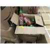 Image 1 : 2 Boxes of 11 x 28 Oz. Sriracha Hot Chili Sauce