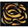 Image 1 : LARGE GROUP OF CARVED POWDER HORNS IN 18TH CENTURY