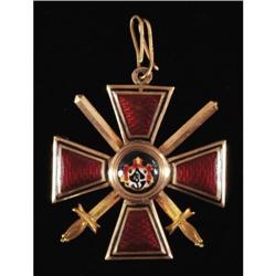 RUSSIAN GOLD AND RED ENAMEL MILITARY BADGE 1