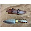 Image 2 : Damascus Steel Checkered Handle Hunter Knife