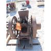 Image 2 : Fairbanks Opent Piston Double Fly WHeel Stationary Engine
