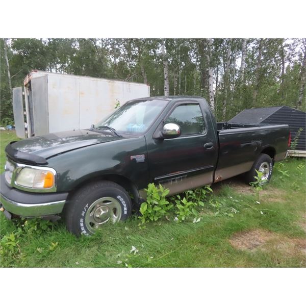 02 Ford F150 1/2 Ton w TOD Items Located in Woodridge, MB, Contact Glen for Viewing, Directions & In