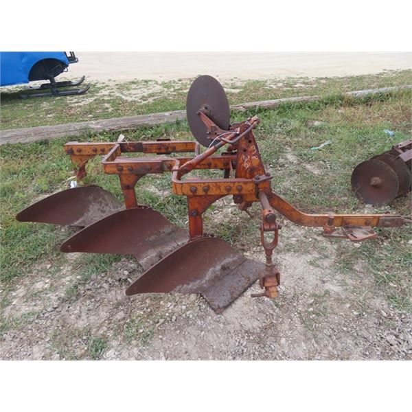 Allis Chalmers 3 B Plow