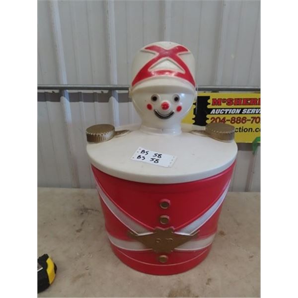 Vintage Toy Box 28" x 18" RD