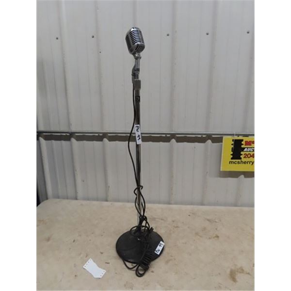 Unidyne Model U10 - Vintage Microphone w Stand