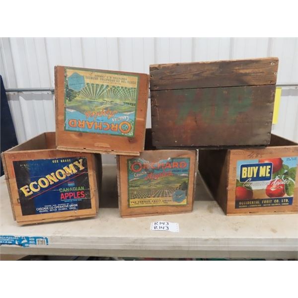 4 Fruit Cratges & 1 7 Up Crate