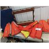 Image 3 : 4 Life Jackets, & Wood Open Gun Rack