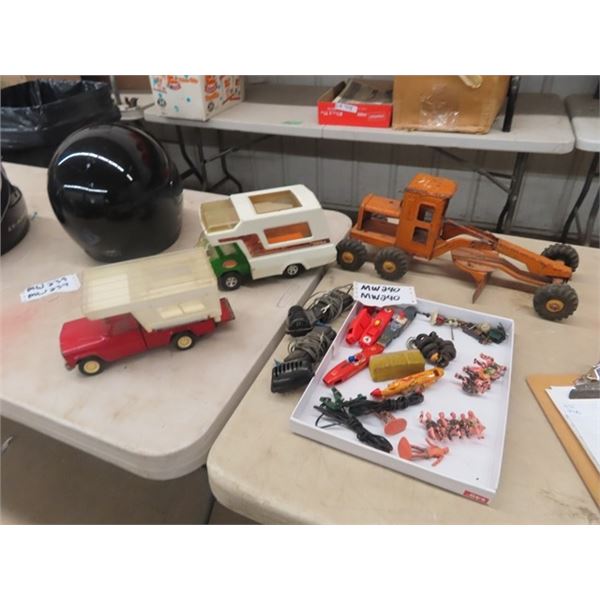Tonaka Jeep w Camper, Tonka Camper, Grader, Old Race Car, Some Cars, Controls & Acccessories - No Tr