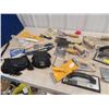 Image 3 : (W) Trowels, Scrapers, Sanders, Utility Knives, Plus More