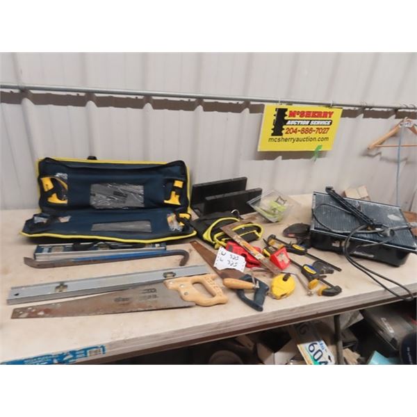 (W) Carpentry Tools, Saws, Tape Measure, Wrecking Bars, Chalk Lines, Levels, Squares , Quick Clamps,