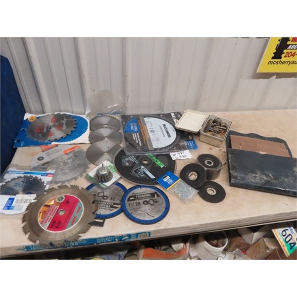 (W) Circular  Saw Blades Many Are New, Angle Grinder Disc, Sandpaper Plus More!