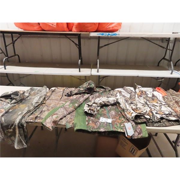 (W) Camo Clothing XL, 2 New withTags, Realtree, Sweaters, Jackets, Thick Mossy Oak Coat, Vest, Fur H