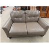 Image 1 : Leather Love Seat