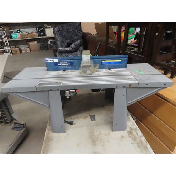 (W) Mastercraft Router Table