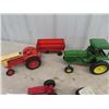 Image 2 : 4 Die Cast Tractor & Wagon Case 930 & 3 Vehicle Banks w Adv , Home Hardware , John Deer & True Value