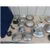 Image 3 : Approx 20 Hubcaps - Includes Set of 4 VW