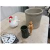 Image 5 : Motion Cat Kitchen Clock, Cookie Jar, 1 Gal Crock & Naughty Cups Plus