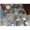 Image 3 : Various Modern & Vintage Hubcaps