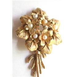 Boucher Violets Brooch w/ 7 Cultured Pearls #2187822