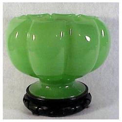 Fenton 7" cupped bowl & base Jade green  #2204560