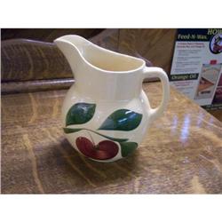 Watt Apple Pitcher #2205065