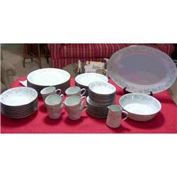 Noritake Blue Charm 51 Pieces Service for 8 #2233176