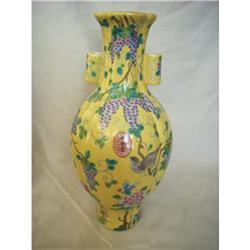 chinese porcelain vase #2233381