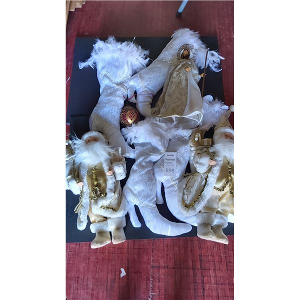 Christmas Décor Cat A