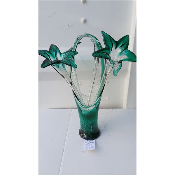 Green Glass Vase & Flowers Cat A