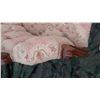 Image 5 : Antique Love Seat Cat C