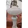 Image 3 : Milk Glass Lamp Cat B