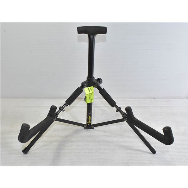 AUTHENTIC FENDER FOLDING GUITAR STAND