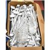 Image 1 : BOX LOT OF CAR FLAG HOLDERS
