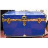 Image 1 : VINTAGE STEAMER TRUNK (35"L X 20"W X 22"H) -