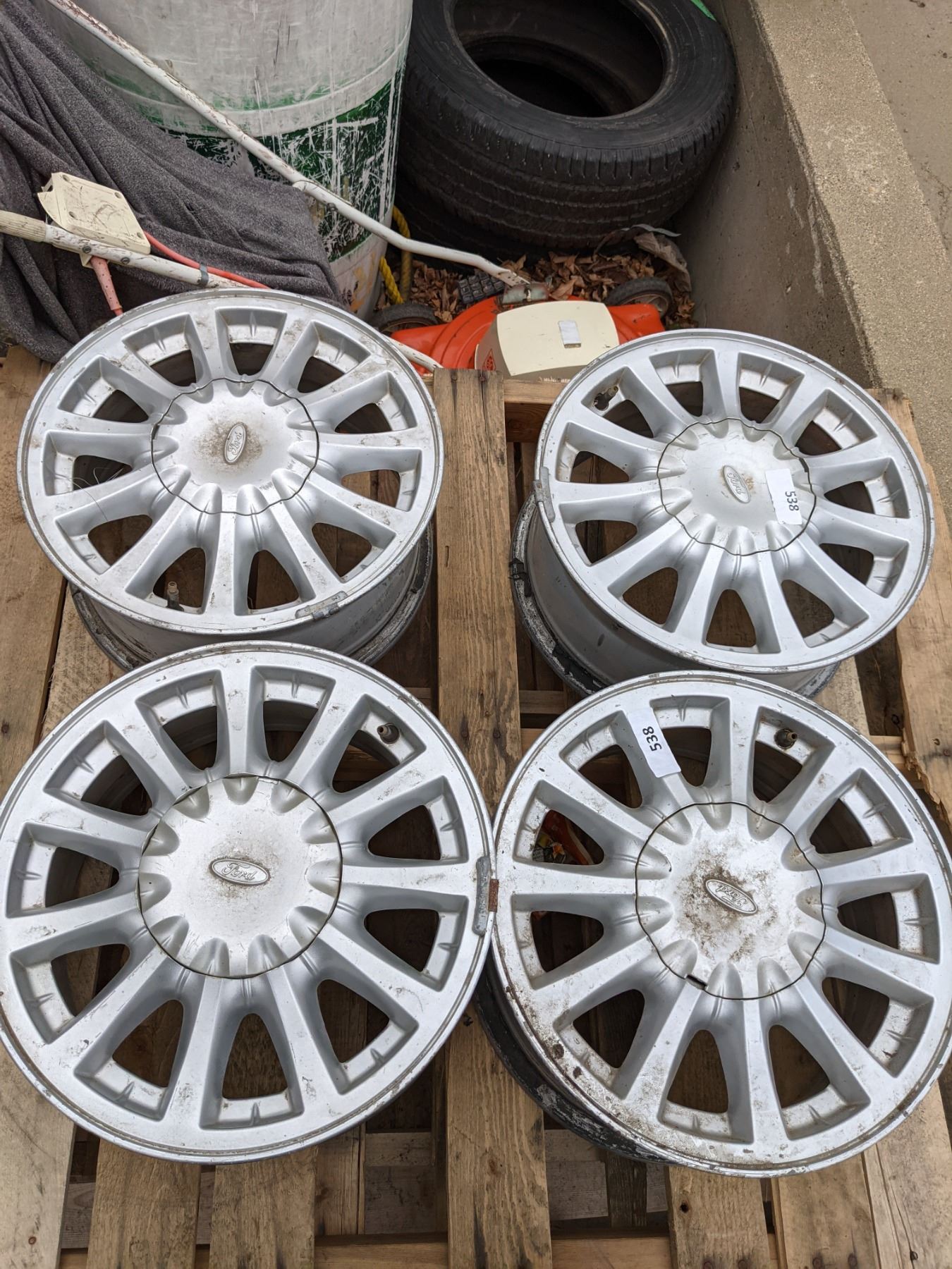 4) Ford Metal Rims