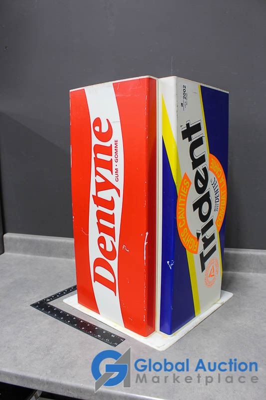 **Plastic Trident/Dentyne Gum Display