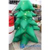 Image 5 : 8ft Tall Blow Up Christmas Display