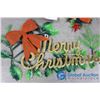 Image 2 : Plastic Holly & Mistletoe Decor