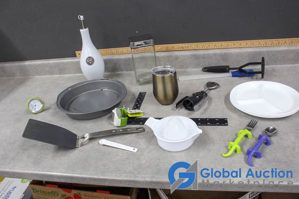 Assorted Kitchen Items