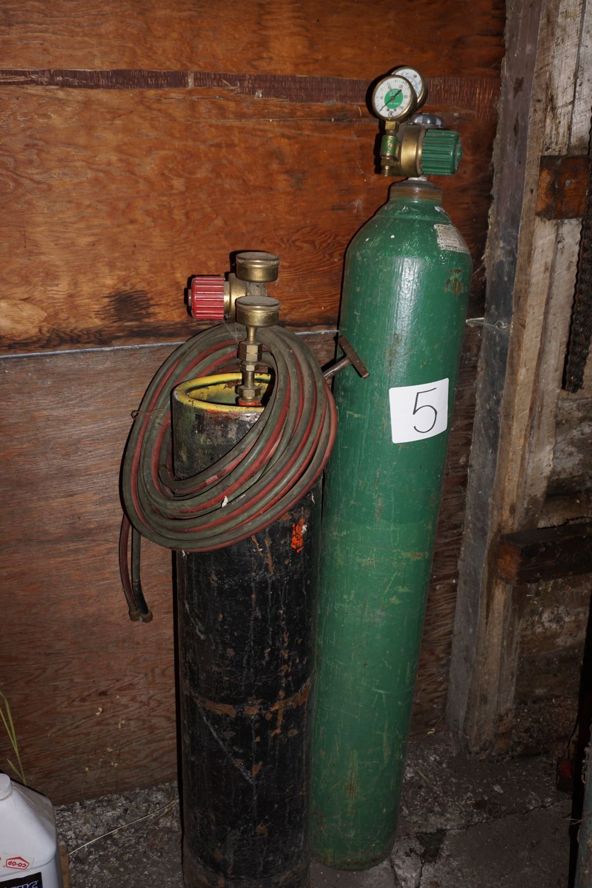 2 Tanks Oxygen & Acetylene