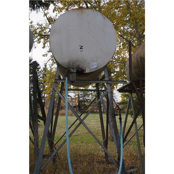 Fuel Tank and stand (500 gal)