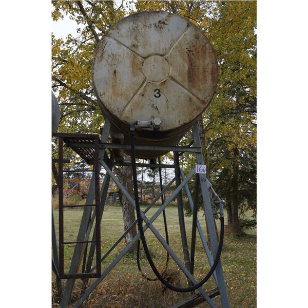 Fuel Tank and stand (500 gal)