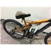 Image 3 : BLACK AND ORANGE KRANKED, FULL SUSPENSION, 18 SPEED MOUNTAIN BIKE