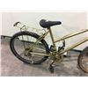 Image 3 : GOLD NO NAME 18 SPEED MOUNTAIN BIKE