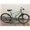 Image 2 : SILVER NORCO CYPRESS, FRONT SUSPENSION, 21 SPEED MOUNTAIN BIKE