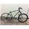 Image 2 : GREEN ROCKY MOUNTAIN WHISTLER, FULL SUSPENSION 18 SPEED MOUNTAIN BIKE - NO SEAT